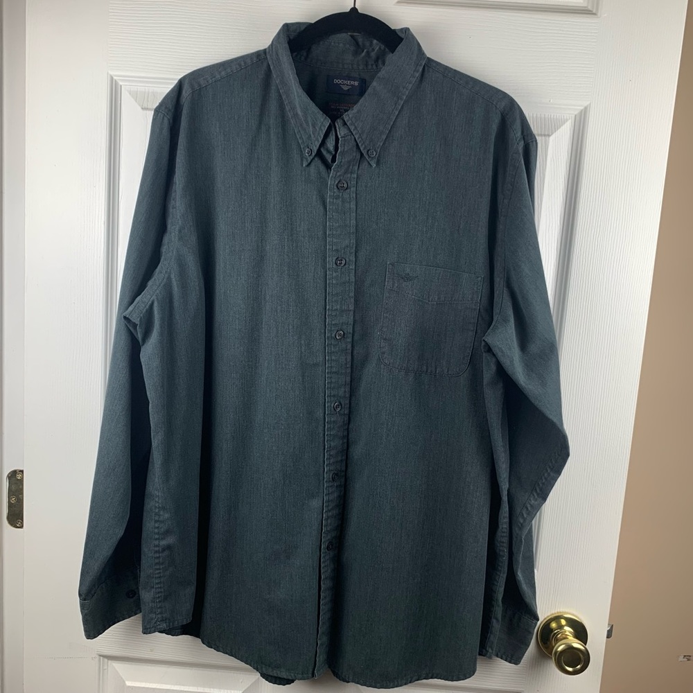 Dockers Men’s grey shirt XL